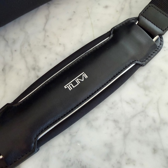 Tumi Black Men's Briefcase - Picture 2 of 5